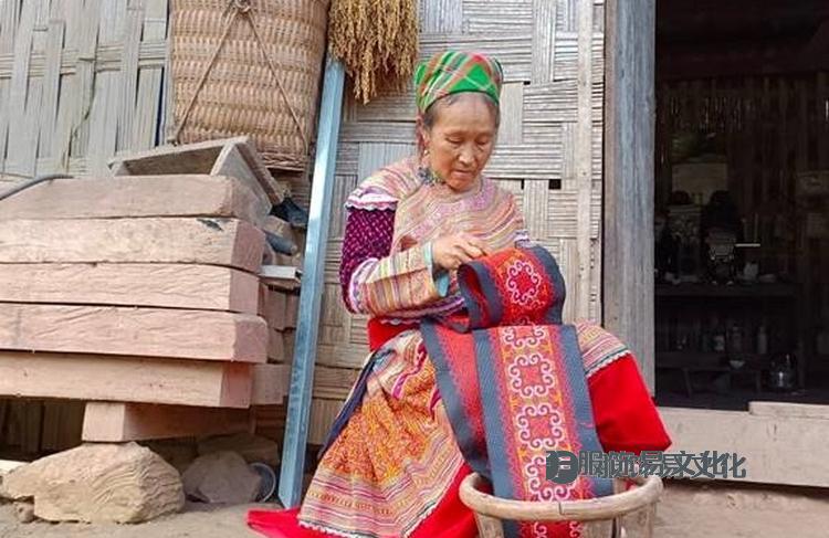 越南奠边府:传统服饰——南浦苗族妇女的骄傲
